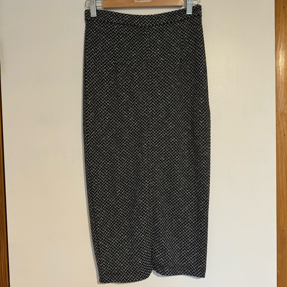 Banana Republic Stretchy Pencil Skirt Size 2